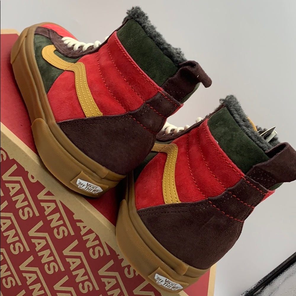 • VANS Sk-8-Hi 46 Mte Dx (Mte) Poinsettiafor WMNS - Picture 9 of 16